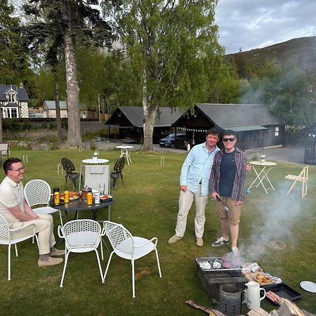 Braemar Lodge Cabins Not For Profit المظهر الخارجي الصورة