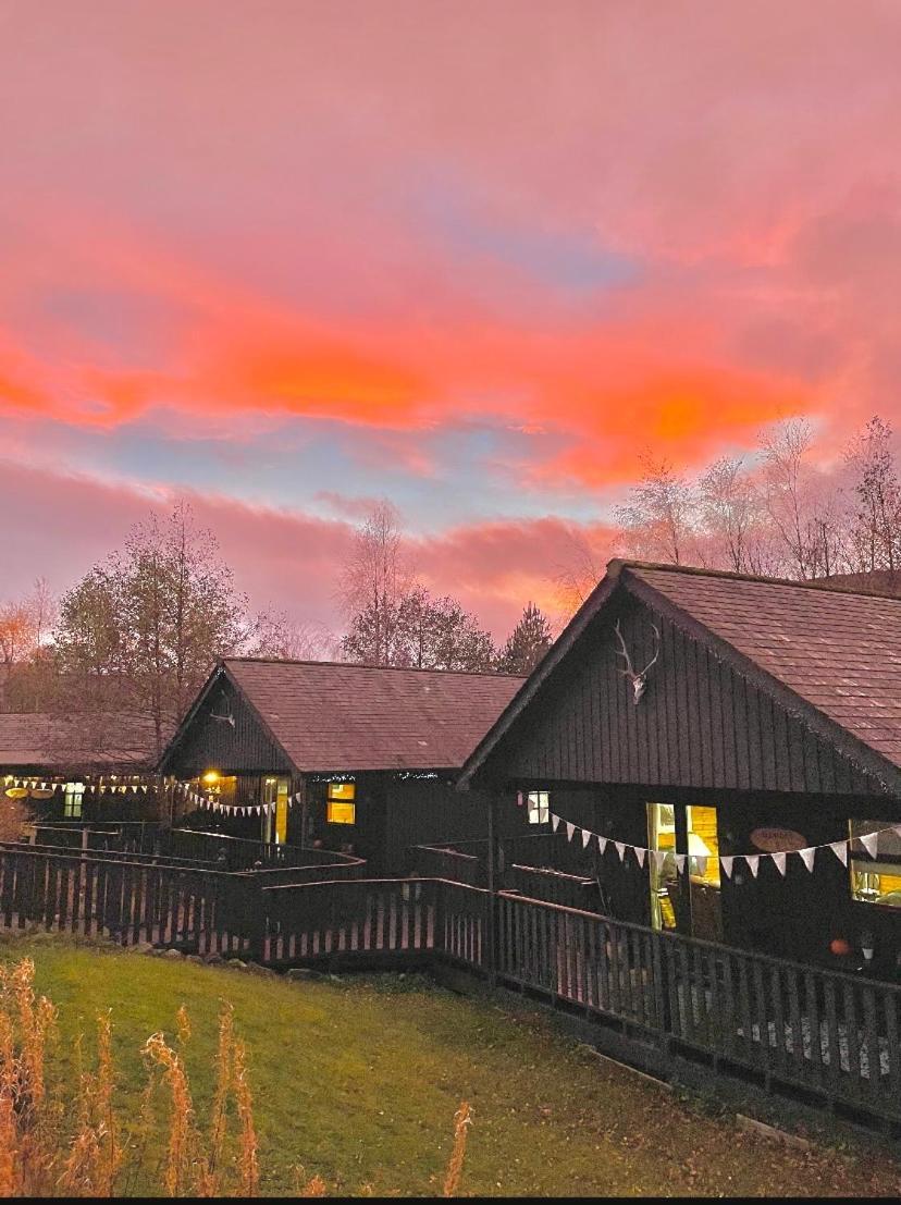 Braemar Lodge Cabins Not For Profit المظهر الخارجي الصورة